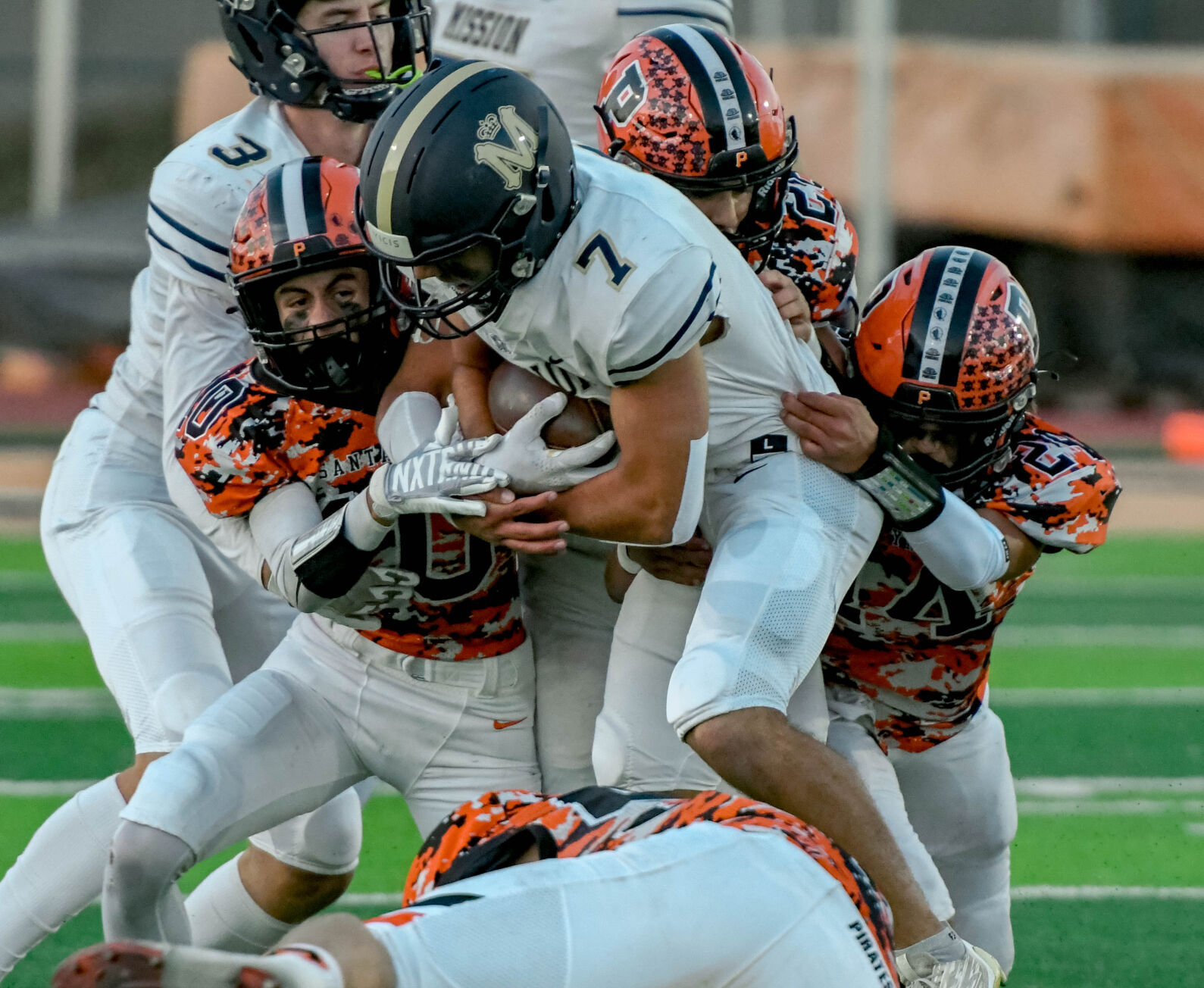 091622 MP SY football 06.JPG